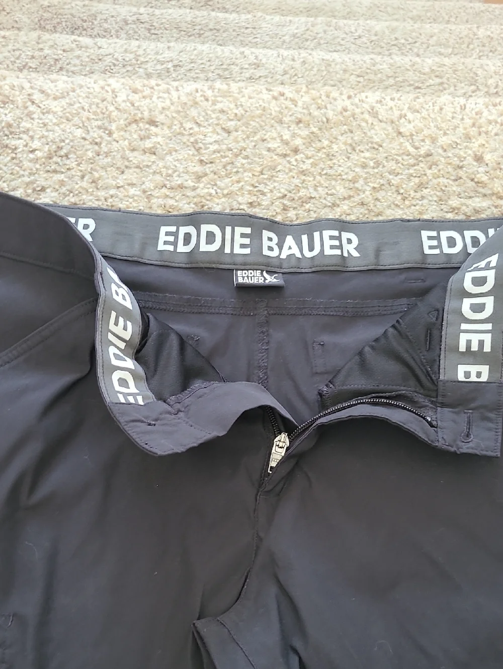 Eddie Bauer Rainier Tech Black Cargo Travel Pants